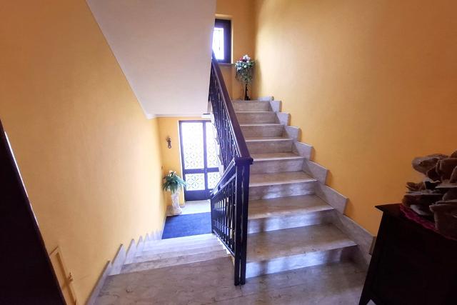 Palazzi in vendita