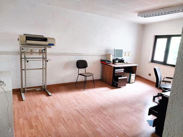 Studi privati in vendita