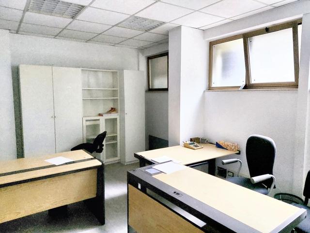 Studi privati in vendita