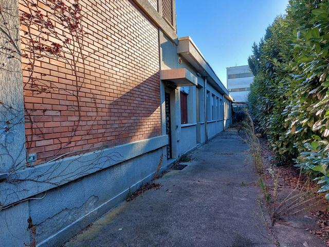 Stabilimenti produttivi in vendita