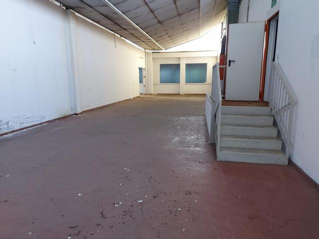 Stabilimenti produttivi in vendita