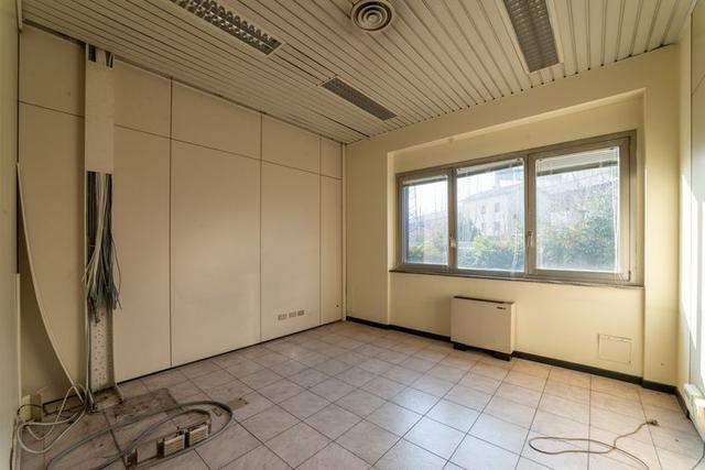 Edifici direzionali in vendita