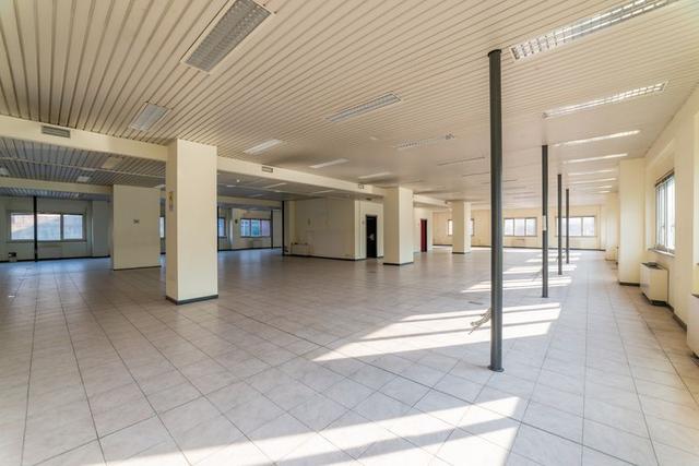 Edifici direzionali in vendita