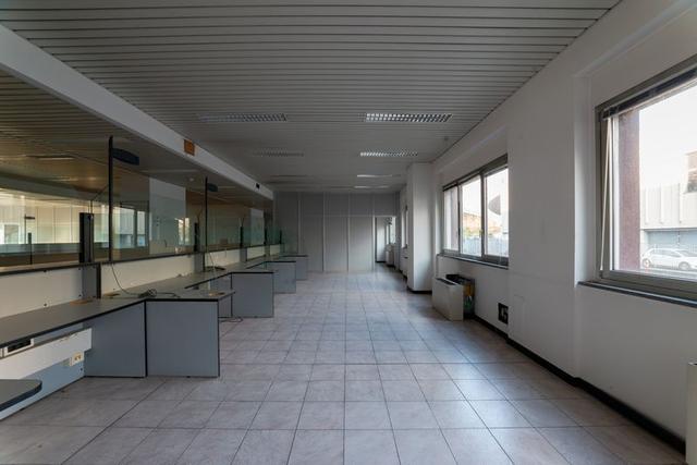 Edifici direzionali in vendita