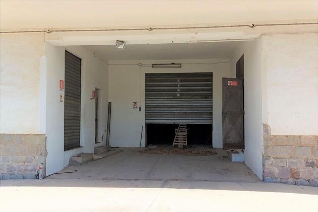 #19448 Complesso artigianale con cortile e pertinenze in vendita - foto 8