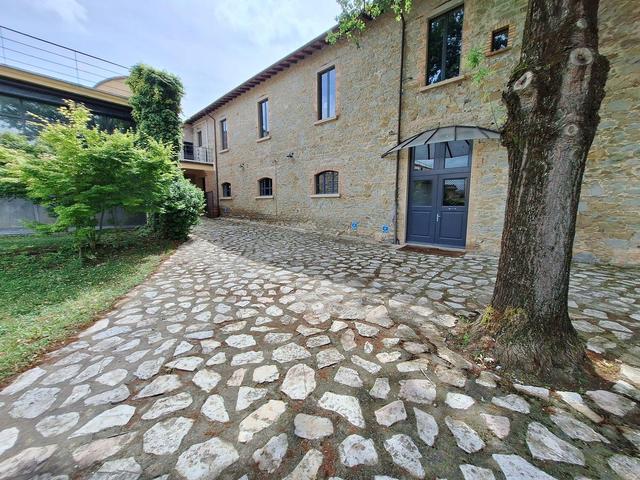 Artigianali in vendita