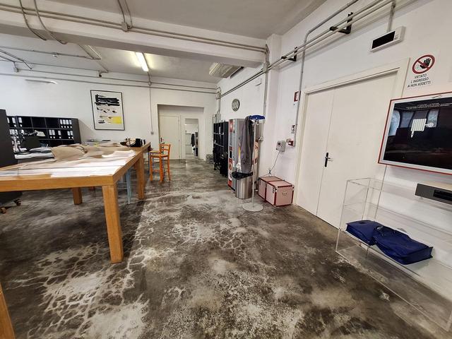 #23664 Complesso immobiliare a destinazione industriale, direzionale e commerciale in vendita - foto 10