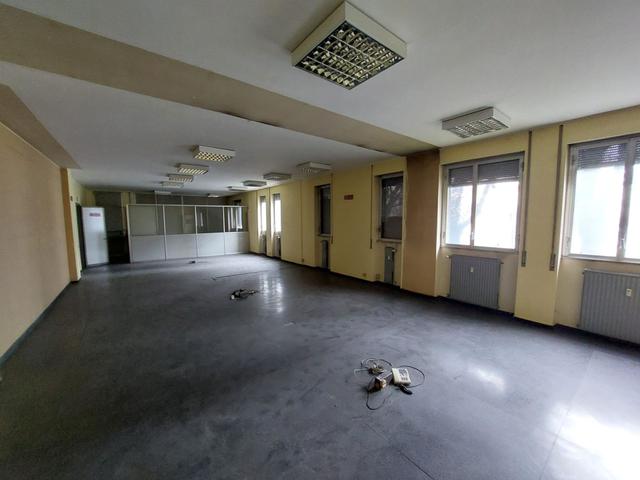 #2638393 Ampio ufficio in zona semicentrale in vendita - foto 6