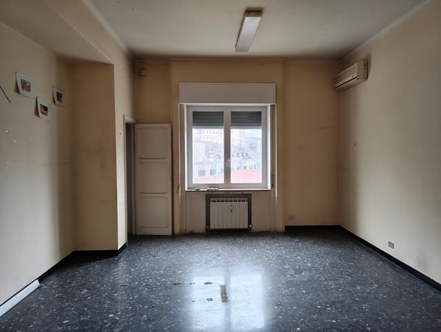 #2638497 Ampio ufficio con cantina in vendita - foto 3