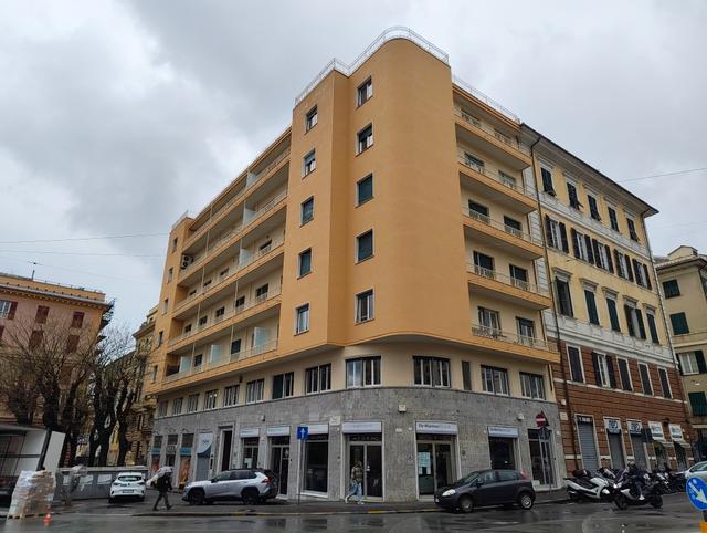 #2638497 Ampio ufficio con cantina in vendita - foto 1