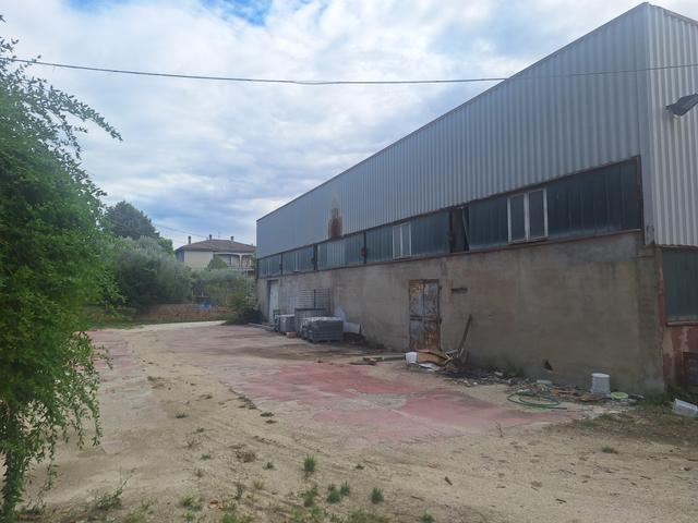 Stabilimenti produttivi in vendita