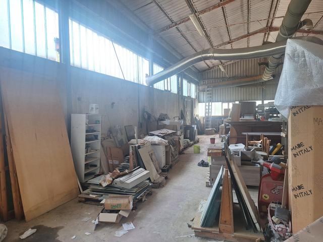 Stabilimenti produttivi in vendita