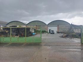 Capannoni artigianali in vendita