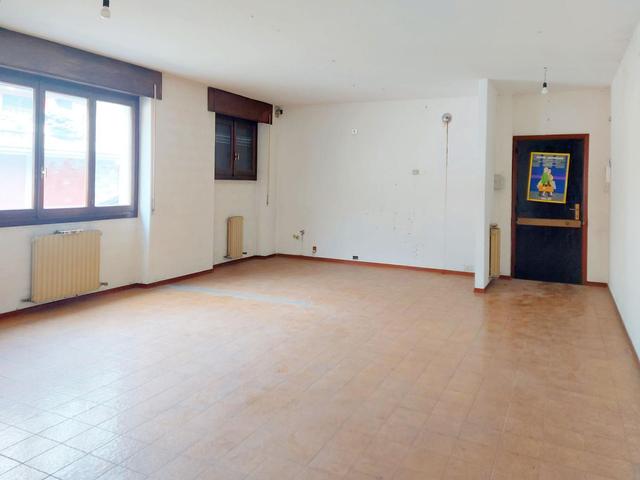 #21583 Ufficio al piano primo in vendita - foto 18