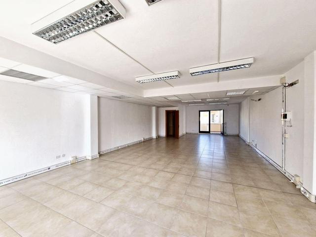 Studi privati in vendita