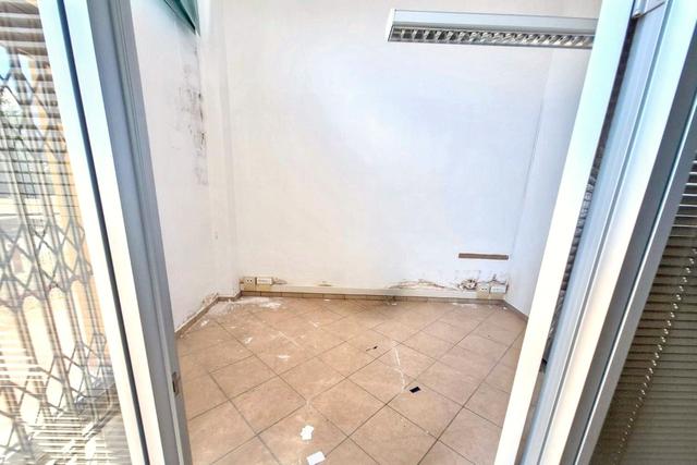 #2536098 Negozio (sub 25) in complesso commerciale in vendita - foto 6