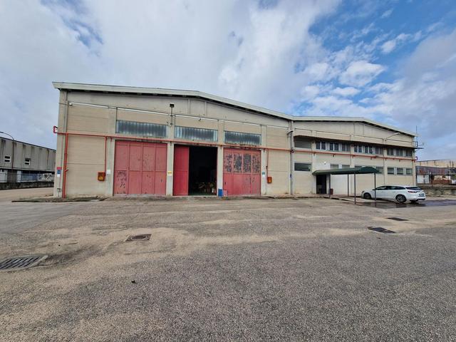 #25807 Capannone industriale con uffici e impianto fotovoltaico in vendita - foto 1
