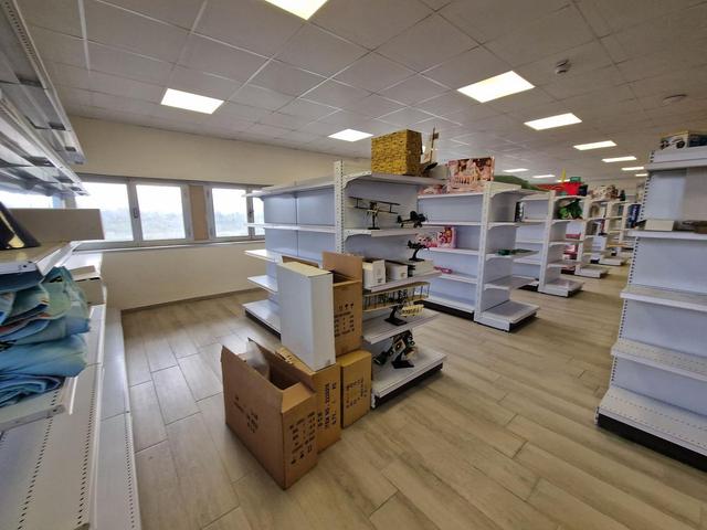 #25807 Capannone industriale con uffici e impianto fotovoltaico in vendita - foto 4