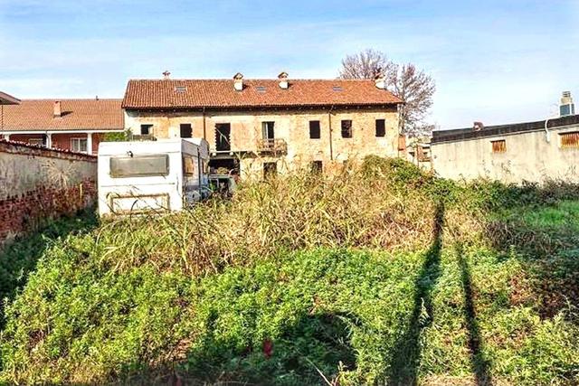 Palazzi in vendita