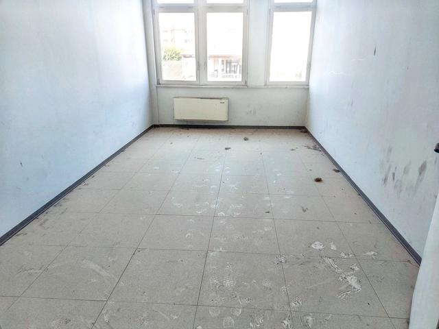 Grandi dimensioni in vendita
