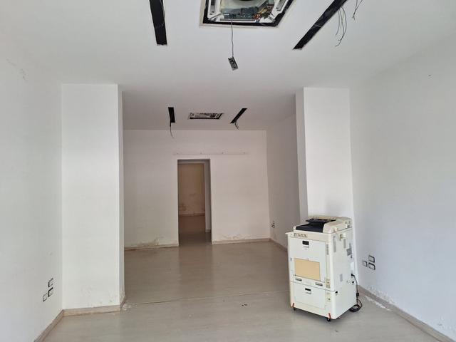 #26103 Negozio in zona residenziale in vendita - foto 1