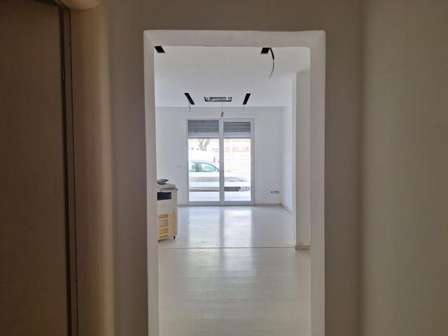 #26103 Negozio in zona residenziale in vendita - foto 6