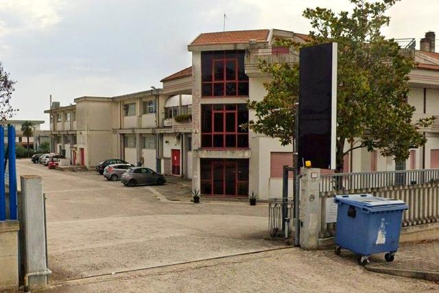 #2639921 Edificio artigianale con uffici e cortile esclusivo in vendita - foto 2