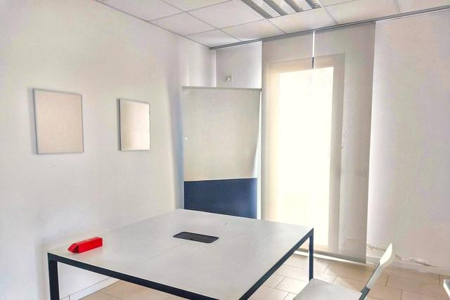 #25366 Vano ufficio al piano primo (sub 33) e servizi in vendita - foto 10