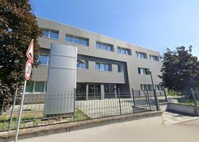 Uffici entro 500 mq in vendita