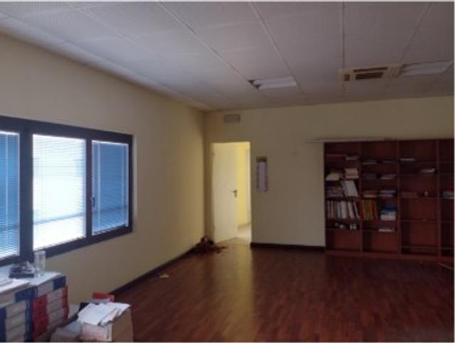 #2537976 Capannone logistico con area carico/scarico in vendita - foto 4