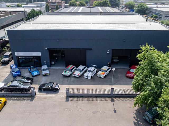 #2536778 Capannone commerciale di prestigio con piazzale sui quattro lati in vendita - foto 6