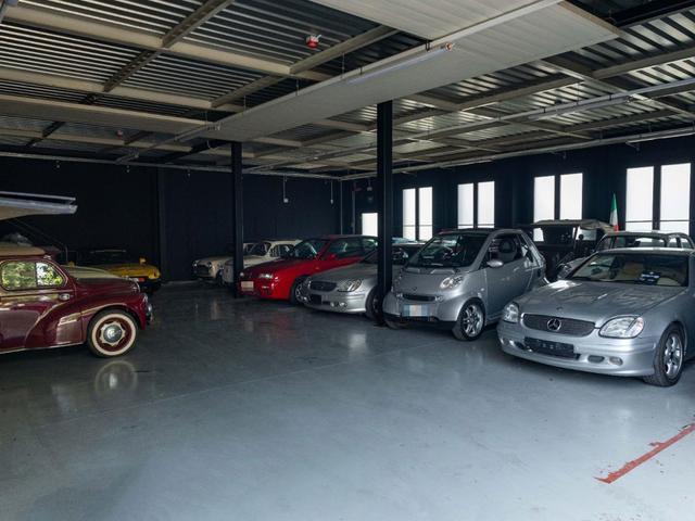 #2536778 Capannone commerciale di prestigio con piazzale sui quattro lati in vendita - foto 8