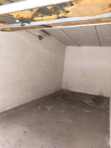 Garage in vendita