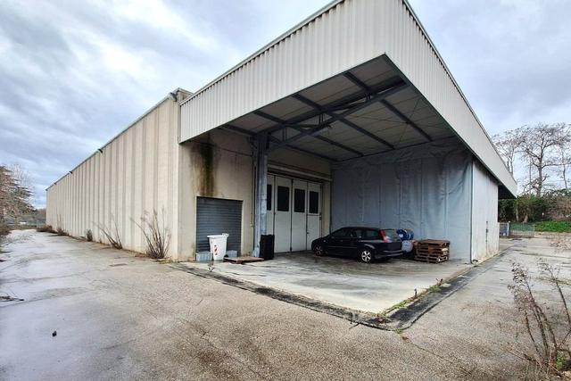 #2638342 Fabbricato industriale con cortile e accessori in vendita - foto 5