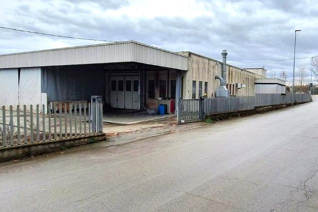 #2638342 Fabbricato industriale con cortile e accessori in vendita - foto 10