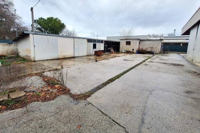 #2638342 Fabbricato industriale con cortile e accessori in vendita - foto 20