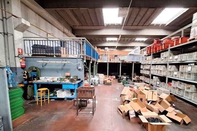 #2638342 Fabbricato industriale con cortile e accessori in vendita - foto 21