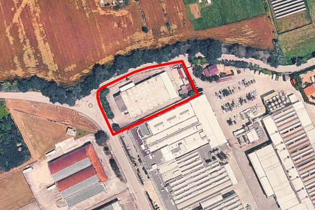 #2638342 Fabbricato industriale con cortile e accessori in vendita - foto 31