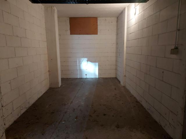 Posti auto in vendita