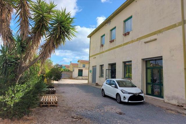 #20405 Complesso artigianale con cortile e pertinenze in vendita - foto 8