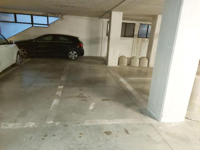 Posti auto in vendita