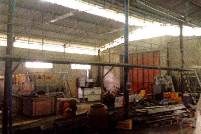 Magazzini in vendita