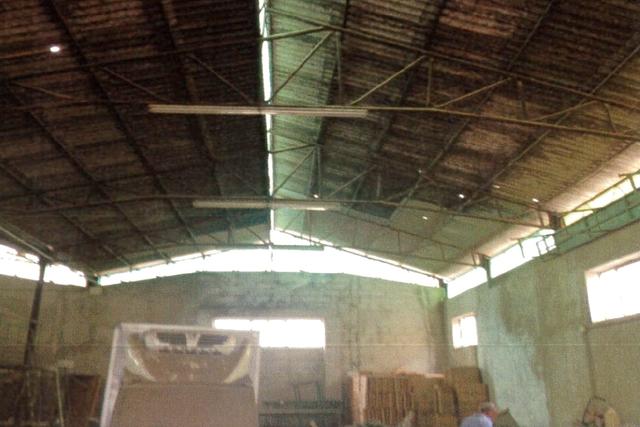 Magazzini in vendita