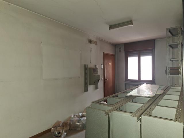 #2638496 Ufficio con cantina in zona centrale in vendita - foto 8