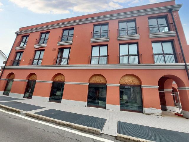 #23899 Porzione di complesso polifunzionale in vendita - foto 19
