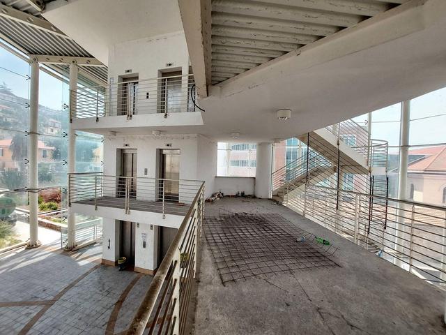 #23899 Porzione di complesso polifunzionale in vendita - foto 16
