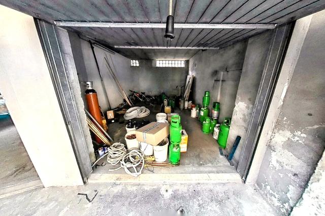 Garage in vendita
