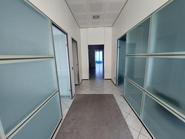 #2638666 Prestigioso immobile direzionale/commerciale in vendita - foto 3
