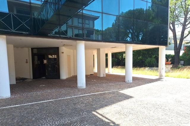 Alberghi in vendita