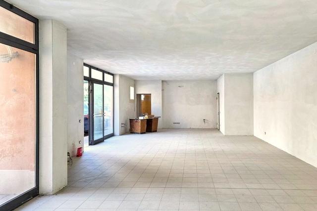 #2536119 Negozio (sub 275) in edificio polifunzionale in vendita - foto 3